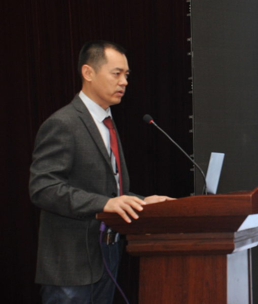 山东大学能动学院副院长王文龙教授为中心负责人.